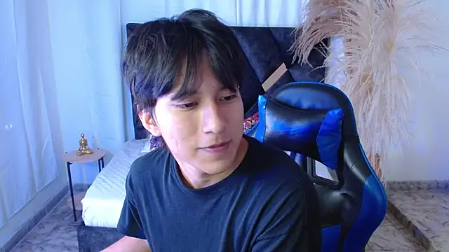 Snapshot of nikoo_18 chatting on February 2026 02:47:01 PM nikoo 18 online show from February 2026 02:47:01 PM