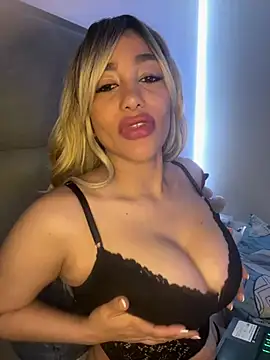 JulietaRous online show from March 2026 01:37:01 PM