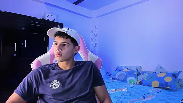 Snapshot of Adrian_Prime_ chatting on February 2026 06:53:02 PM Adrian Prime online show from February 2026 06:53:02 PM