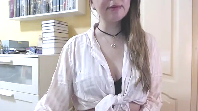 Snapshot of Tasiya chatting on February 2026 01:11:01 PM Tasiya online show from February 2026 01:11:01 PM