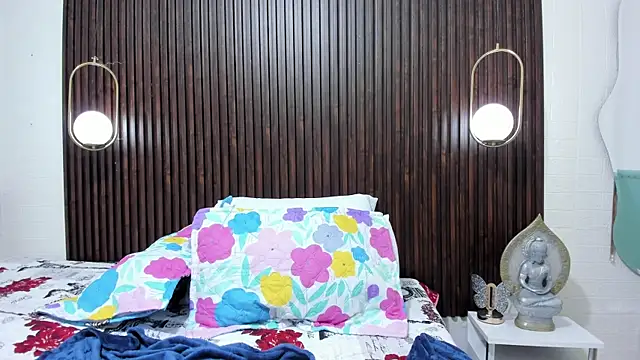 Snapshot of VictoriiaCarsoon chatting on February 2026 12:08:02 PM VictoriiaCarsoon online show from February 2026 12:08:02 PM