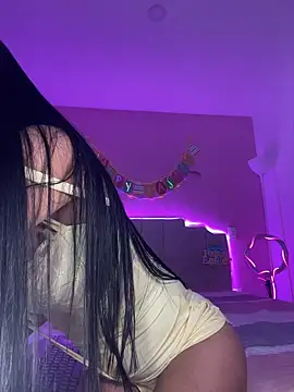 SofiaSiren online show from April 2026 02:09:02 AM