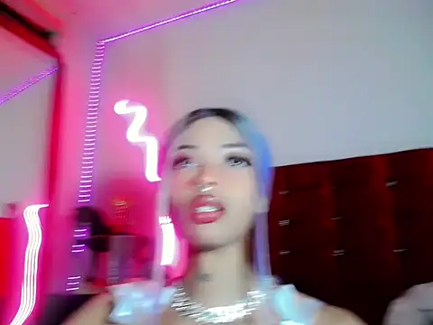 DahliaGill online show from February 2026 03:38:02 AM