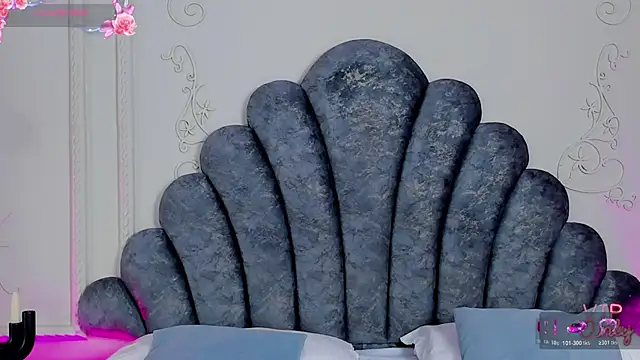 Amelia-Grace online show from February 2026 04:00:01 AM