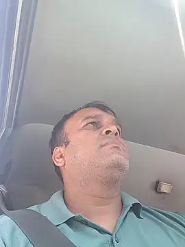 Snapshot of indiandesivillegeboy chatting on June 2026 05:21:01 AM indiandesivillegeboy online show from June 2026 05:21:01 AM