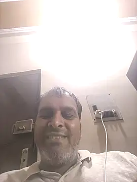 Snapshot of indiandesivillegeboy chatting on July 2026 06:41:02 AM indiandesivillegeboy online show from July 2026 06:41:02 AM