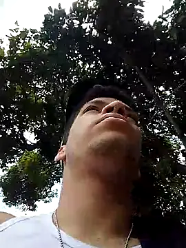 Andres sant  online show from April 2026 05:10:01 PM