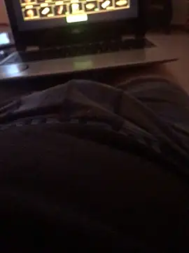 Tommyzzzzzz online show from September 2025 05:13:02 PM