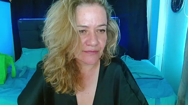 andreea xx online show from February 2026 01:59:01 PM