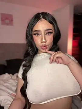 Sofiia Vegaa online show from February 2026 12:58:02 AM