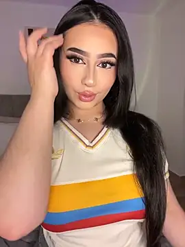 Snapshot of Sofiia_Vegaa chatting on June 2026 01:44:02 AM Sofiia Vegaa online show from June 2026 01:44:02 AM