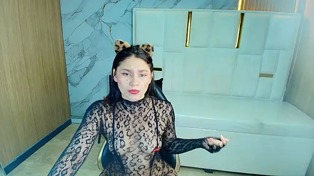 rox luxury tf online show from April 2026 01:18:01 PM