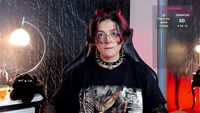 YuuMiko online show from April 2026 12:54:01 PM