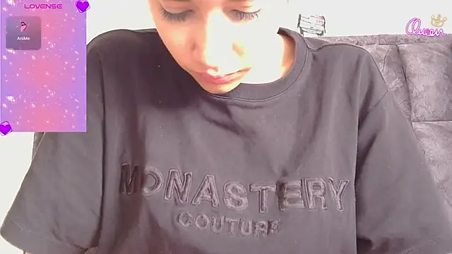 ScarlettMus online show from April 2026 08:20:01 PM