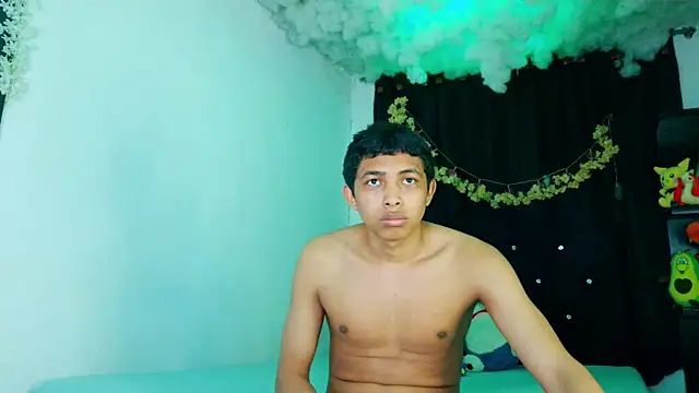 albert hot21 online show from April 2026 09:52:01 PM