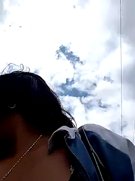 Snapshot of Mari-98 chatting on February 2026 06:17:01 PM Mari-98 online show from February 2026 06:17:01 PM