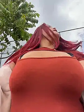 Lia-Moon77 online show from April 2026 04:57:02 PM