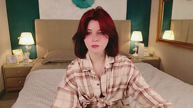 Snapshot of Milana_Bold chatting on June 2026 08:54:01 PM Milana Bold online show from June 2026 08:54:01 PM