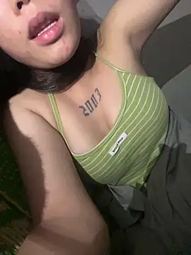 Snapshot of DoliceGirl2k chatting on May 2026 08:13:02 PM DoliceGirl2k online show from May 2026 08:13:02 PM