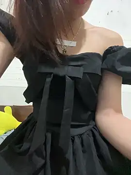 Snapshot of DoliceGirl2k chatting on May 2026 12:21:01 PM DoliceGirl2k online show from May 2026 12:21:01 PM