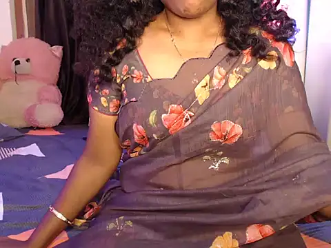 Snapshot of VixenNandhu chatting on February 2026 05:27:01 PM VixenNandhu online show from February 2026 05:27:01 PM