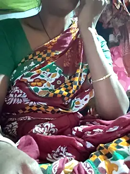 Snapshot of Sweet-runi chatting on February 2026 04:12:02 PM Sweet-runi online show from February 2026 04:12:02 PM