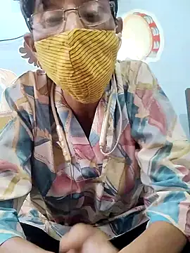 Snapshot of the_tannu chatting on July 2026 04:29:01 AM the tannu online show from July 2026 04:29:01 AM