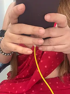 Shreenn online show from April 2026 06:01:01 PM