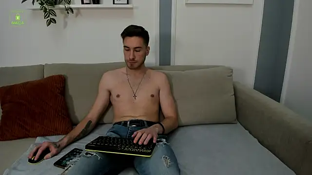 Harvey Wiliams online show from February 2026 06:42:01 AM