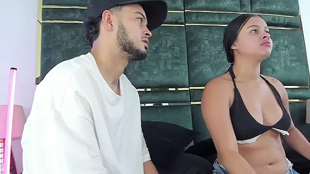 Snapshot of GaelyCoral chatting on February 2026 11:10:01 AM GaelyCoral online show from February 2026 11:10:01 AM