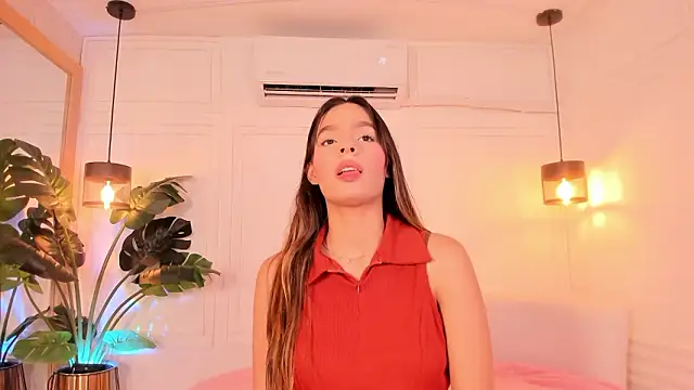 Nicole Whittee online show from February 2026 07:24:02 PM