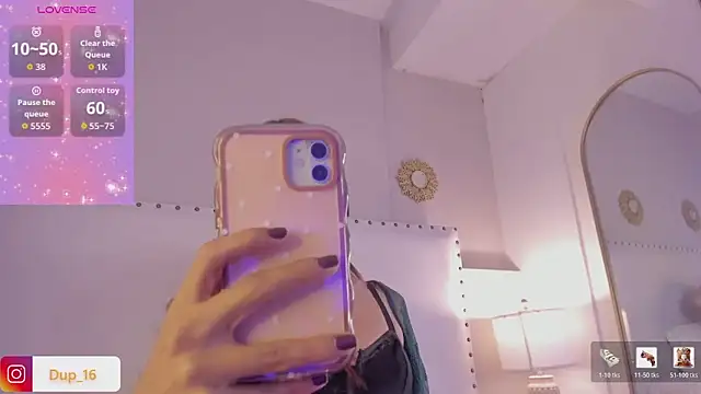 Zoe star  online show from April 2026 04:19:01 AM