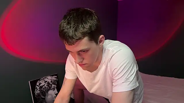 cronck52 online show from April 2026 04:00:01 AM