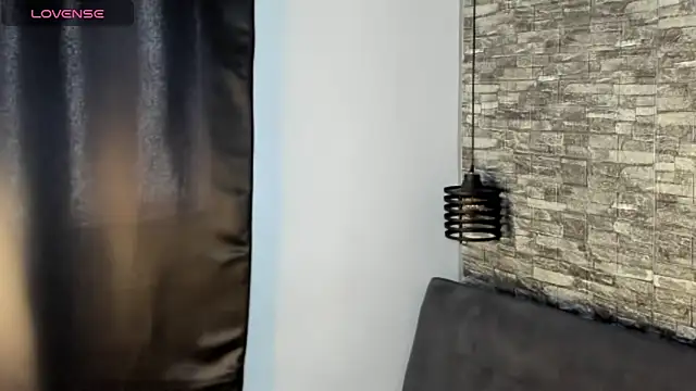 ASHLEY COLLINS1 online show from March 2026 01:06:01 PM