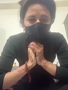 Snapshot of raavigirl chatting on February 2026 07:18:01 PM raavigirl online show from February 2026 07:18:01 PM