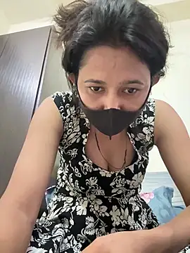 Snapshot of raavigirl chatting on February 2026 08:01:02 AM raavigirl online show from February 2026 08:01:02 AM