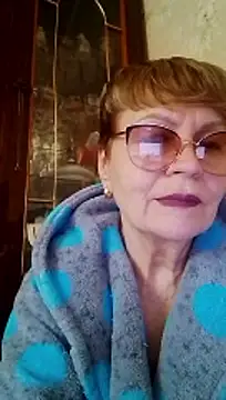 Snapshot of SophieBurns chatting on April 2026 10:54:01 AM SophieBurns online show from April 2026 10:54:01 AM