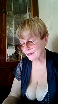 SophieBurns online show from June 2026 10:41:02 AM