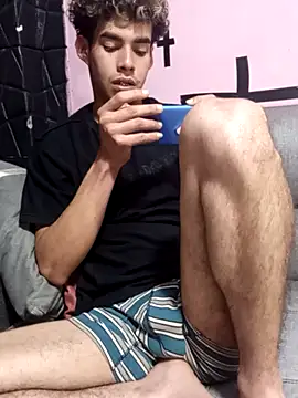 Snapshot of baby_22cm chatting on February 2026 11:42:02 PM baby 22cm online show from February 2026 11:42:02 PM