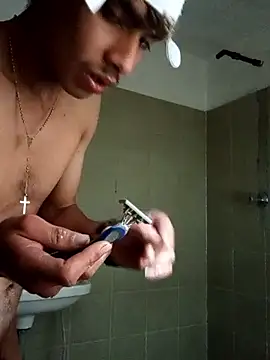 Snapshot of baby_22cm chatting on February 2026 08:05:01 PM baby 22cm online show from February 2026 08:05:01 PM