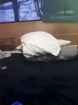 Snapshot of baby_22cm chatting on February 2026 01:44:02 PM baby 22cm online show from February 2026 01:44:02 PM