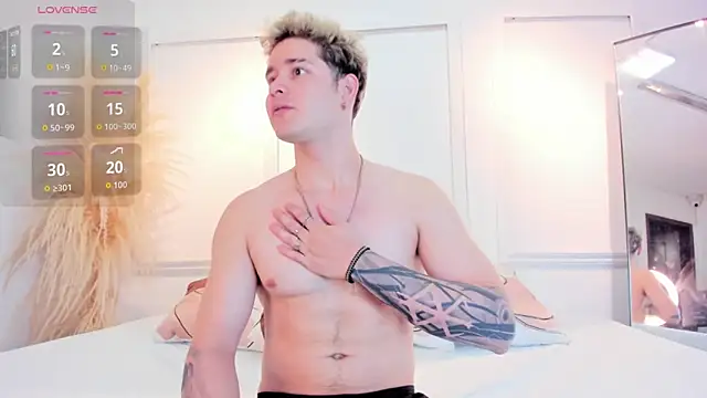 rayan linxx online show from April 2026 08:28:02 PM