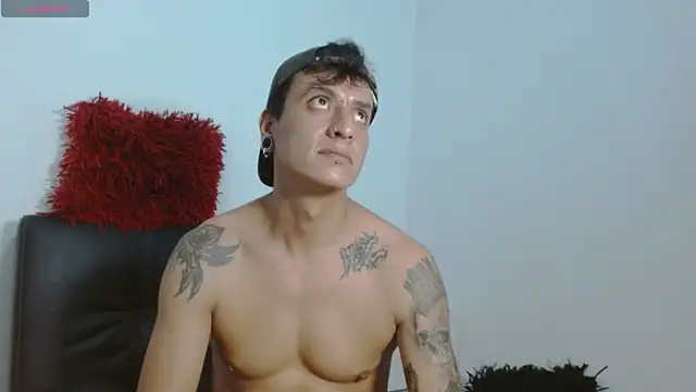 SkinnyDevil12 online show from February 2026 07:51:01 AM