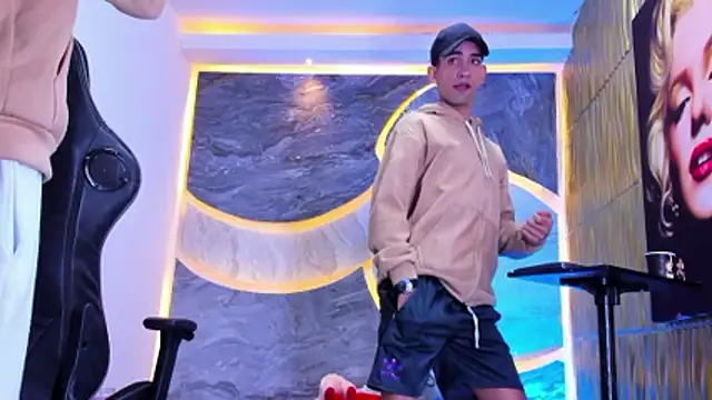 Snapshot of couplehot_sex_ chatting on February 2026 03:59:01 AM couplehot sex online show from February 2026 03:59:01 AM