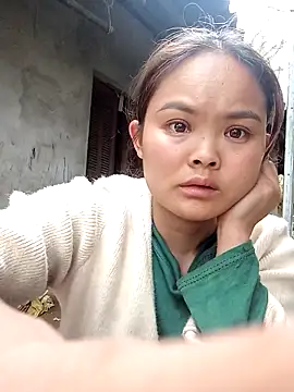 Snapshot of Luminana chatting on February 2026 08:45:01 AM Luminana online show from February 2026 08:45:01 AM