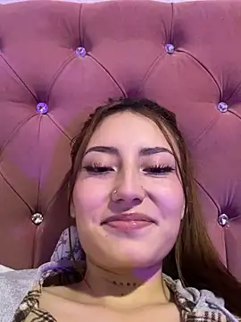 Snapshot of Lis_peach chatting on March 2026 04:47:01 AM Lis peach online show from March 2026 04:47:01 AM