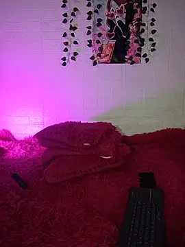 Snapshot of Keyla-moon chatting on June 2026 05:12:01 AM Keyla-moon online show from June 2026 05:12:01 AM