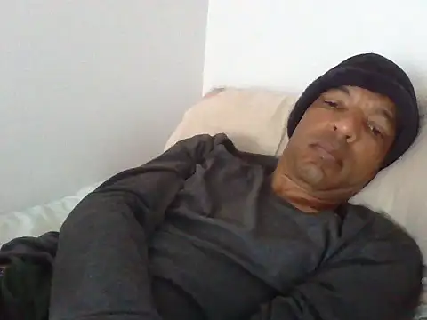 Snapshot of lavelle26 chatting on February 2026 07:51:01 AM lavelle26 online show from February 2026 07:51:01 AM