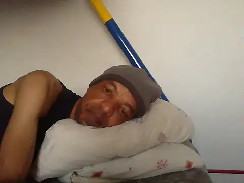 lavelle26 online show from April 2026 03:31:02 PM