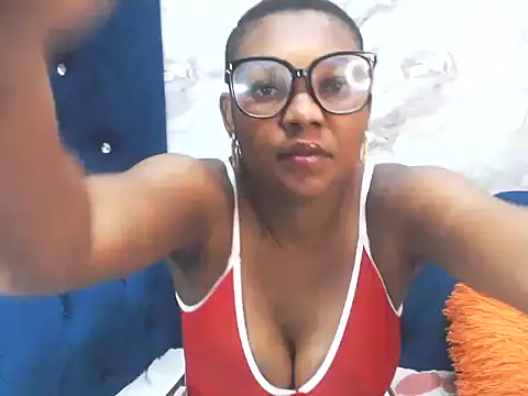 CrystalMelaninXX online show from March 2026 03:48:01 PM